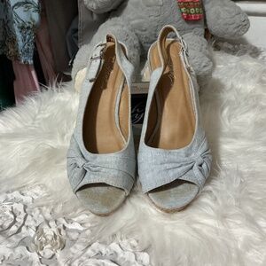 Womens shoes